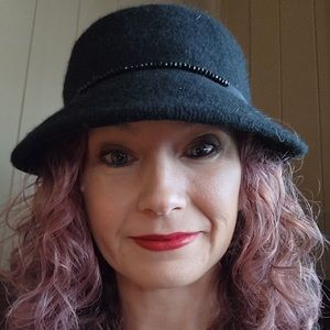 Meet your Posher, Raye